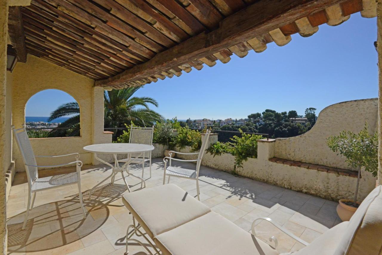 Chateau Le Cagnard Cagnes-sur-Mer Buitenkant foto