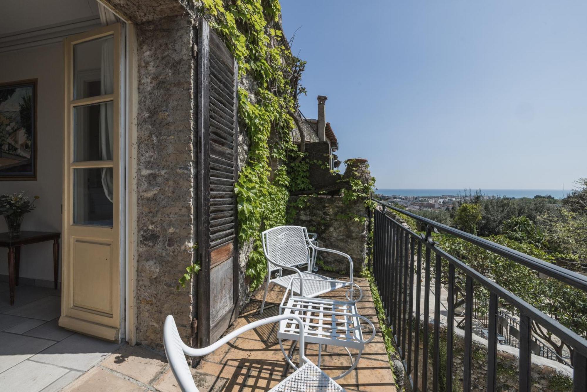 Chateau Le Cagnard Cagnes-sur-Mer Buitenkant foto